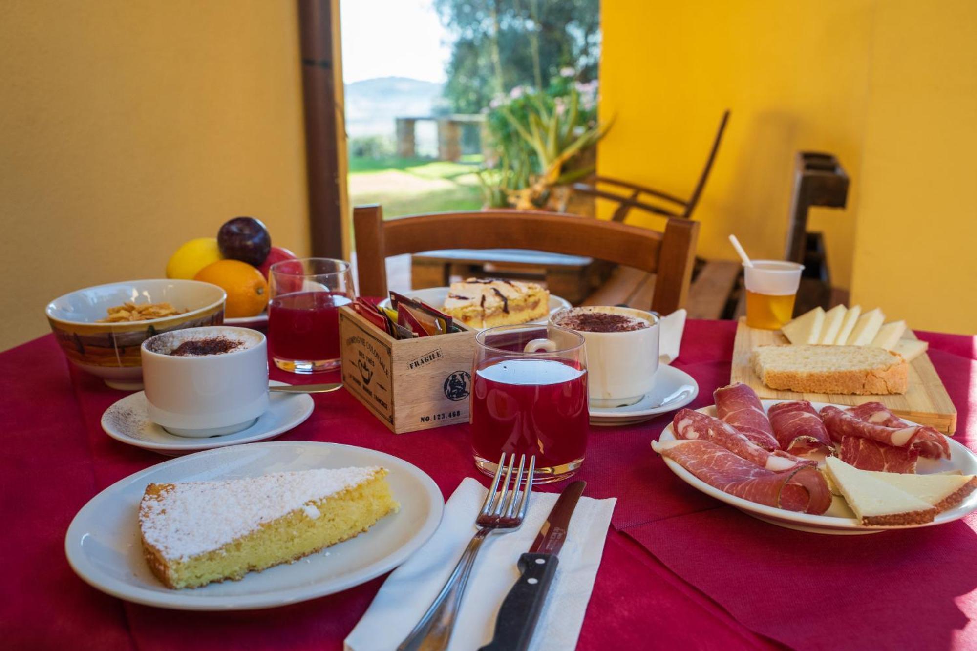 Agriturismo Buratta Фонтебланда Екстер'єр фото